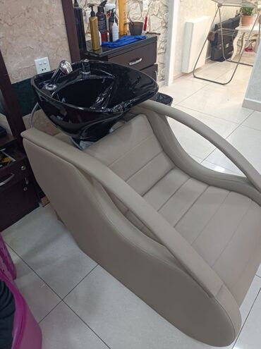 gurcu xengeli aparati: Salon moykasi satilir 220 manat.Yeni kimidi az islenib.Umvan Elmler.SH