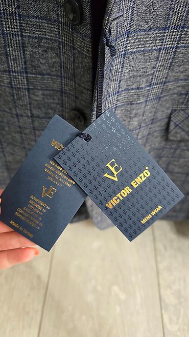 Эркектер кийими: Продаю классический пиджак Victor Enzo. Новый, брали за 7200 сом — 2