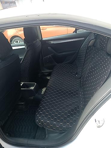 Skoda: Skoda Octavia: 2014 г., 1.6 л, Механика, Бензин, Седан — 9