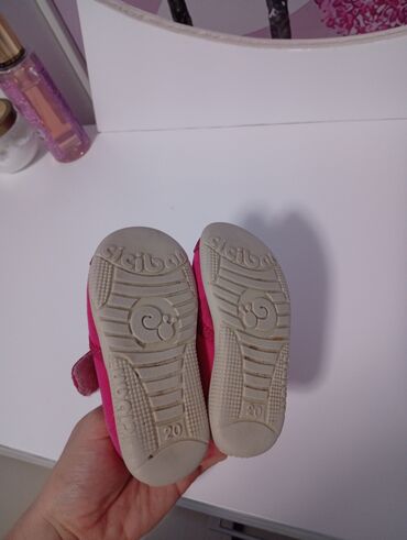 Paketi dečije odeće: Paket: Bodiji, Za devojčice, uzrast: 6-9 meseci — 3