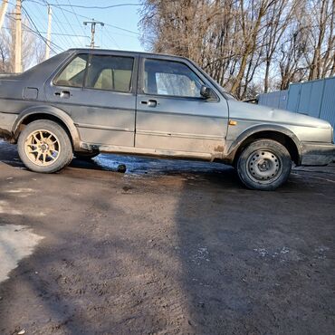 передний мост газ 66: Volkswagen Jetta: 1990 г., 1.8 л, Механика, Бензин, Седан