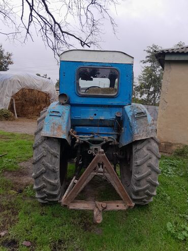 Traktorlar: Xaçmaz rayon kendindedir texnika .Kohne tex pasportu ve nomresi de var -da lalafo.az — 4 Traktorlar: Xaçmaz rayon kendindedir texnika .Kohne tex pasportu ve nomresi de var — 4