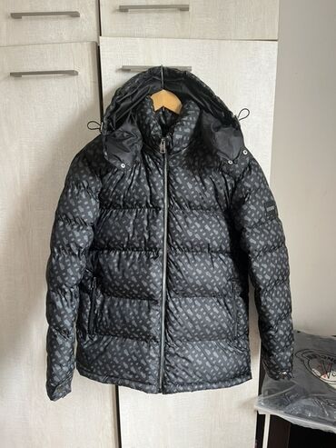стильные украшения из кожи: Пуховик, Капюшону бар, M (EU 38), L (EU 40), XL (EU 42)