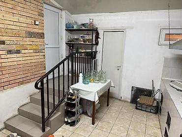 Продажа коттеджей и домов: 6 комнат и более, 220 м², 4 соток, Бишкек, Собственник — 27