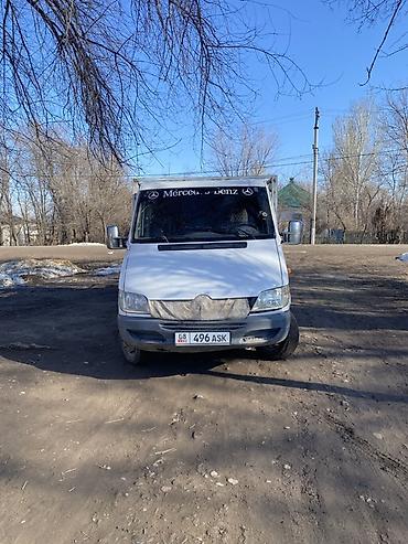 ман 2015: Легкий грузовик, Mercedes-Benz, Стандарт, 3 т, Б/у — 3
