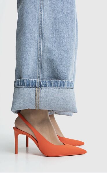 обувь мужское: Оранжевые слингбэки под Зара 
36р
Реальное фото на втором фото