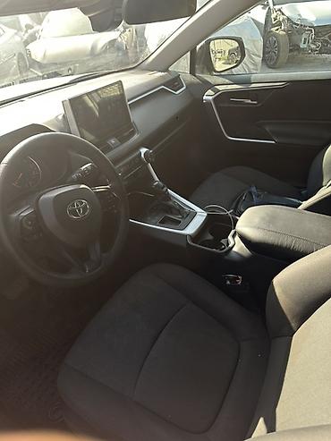 тоета сиквоя: Toyota RAV4: 2018 г., 2.5 л, Вариатор, Бензин, Кроссовер — 6