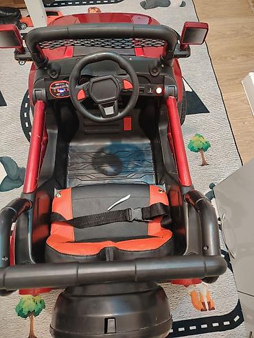qar şalvarı: Uşaqlar üçün elektrikli miniatür avtomobil – SUV üslubunda, qırmızı — 5