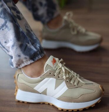 lidl donji veš: 36 do 40 new balance model 327 cena modela 2700 din sniženo model je