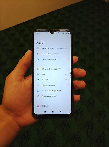 где можно продать ноутбук: Xiaomi 32 ГБ, цвет - Черный, 
 Две SIM карты — 5