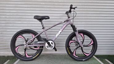 Городские велосипеды: Городской велосипед, Рама M (156 - 178 см), Новый — 6