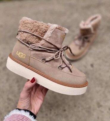 Ugg obuća: Ugg čizme — 14