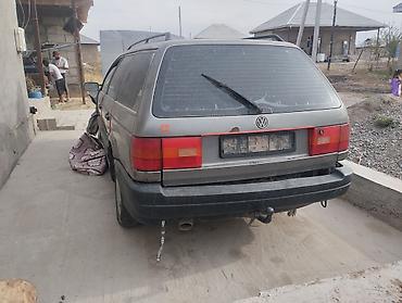 Volkswagen: Volkswagen Passat Variant: 1992 г., 1.8 л, Механика, Бензин, Универсал — 1