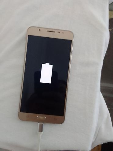 Mobil telefonlar: Samsung Galaxy J7, 16 GB, rəng - Qızılı, İki sim kartlı — 2