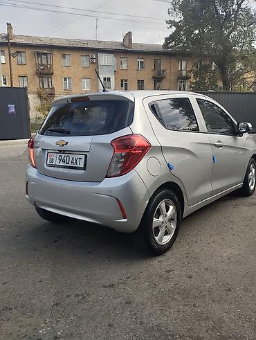 kia rey: Chevrolet Spark: 2018 г., 0.1 л, Вариатор, Бензин, Хэтчбэк — 6