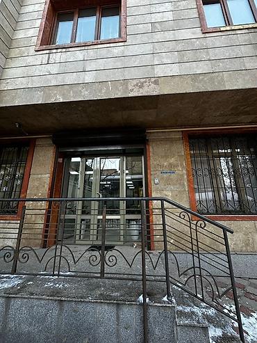 Аренда офисов: Сдаётся в офис в центре Бишкека Идеальное пространство для вашего — 15