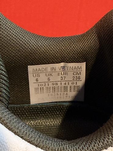nike original: Nike Air Force 1 Low – krem rəng üst, zeytun-yaşıl detallarla — 4