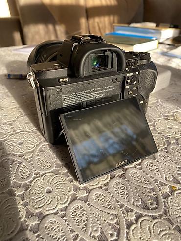 pişik şəkilləri çəkmək: Sony Alpa 7 II ➕ 28-70/3.5-5.6 lens ➕ Lens Grip ➕ 64 gb/250MB/s Heç — 5