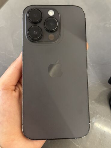 Apple iPhone: IPhone 14 Pro, Б/у, 128 ГБ, Space Gray, Защитное стекло, Чехол, 83 %