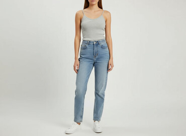 t shirty chess: Shein, Women`s T-shirt, size S