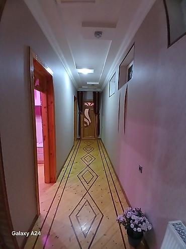 agdasda tecili satilan evler: Satılır: Gəncədə mərkəzi klinikaya 400 metr məsafədə asvalt yoldan 20 — 2