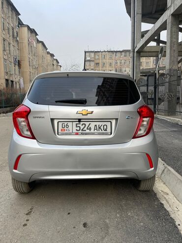 Chevrolet: Chevrolet Spark: 2017 г., 1 л, Бензин, Хэтчбэк at lalafo.kg — 2 Chevrolet: Chevrolet Spark: 2017 г., 1 л, Бензин, Хэтчбэк — 2