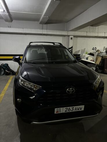 полировка экрана: Toyota RAV4: 2021 г., 2.5 л, Автомат, Бензин, Кроссовер