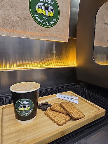 qəhvə dəsti: Açıq havada yerləşən mobil kafe – Bella Coffee & Drinks Məhsul və — 6