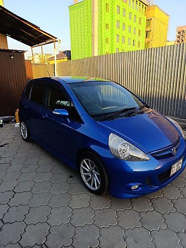 авто крепеж: Honda Fit: 2005 г., Автомат, Бензин, Хэтчбэк — 1