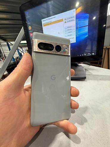 Google: Google Pixel 7 Pro, цвет - Серый, eSIM — 1