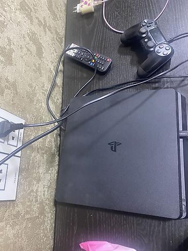 ipohne 11: Sony PlayStation 4 Slim oyun konsolu Xüsusiyyətlər: - Model: PS4 Slim — 3
