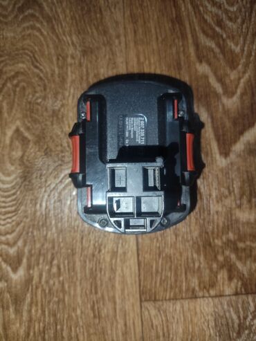 Шуруповерты: Продам оптом 2 старых моделей б/у шуруповёртов, они рабочие только у — 6