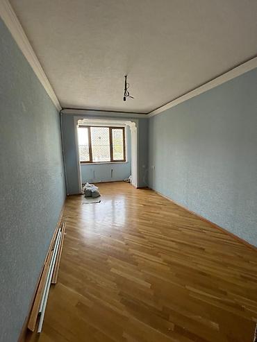 Mənzillər: Bakı, 3 otaqlı, Köhnə tikili, m. Elmlər Akademiyası, 100 kv. m — 6