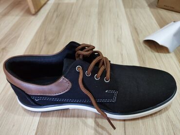ayaggabı: Dockers by Gerli kişi ayaqqabısı,bir dəfə geyinilib - Model