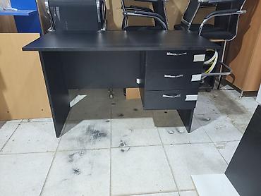 Ofis masaları: Yeni, İşçi üçün, Dördbucaq masa — 2