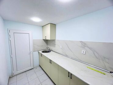 Digər kommersiya daşınmaz əmlakı: Nərimanov rayonu Hərbi Prokurorluğun yaxınında yol qırağı 50 Kv.m — 6