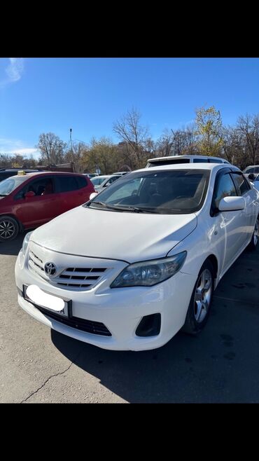 нехия 1: Toyota Corolla: 2011 г., 1.8 л, Автомат, Бензин, Седан