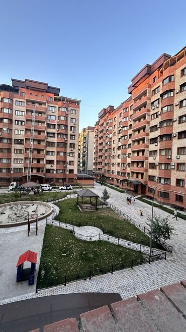 3комн квартиру: 1 комната, 36 м², С мебелью