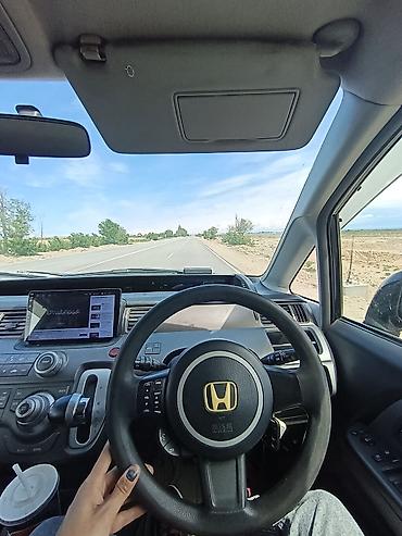 генератор хонда степ: Honda Stepwgn: 2005 г., 2 л, Автомат, Газ, Минивэн — 3