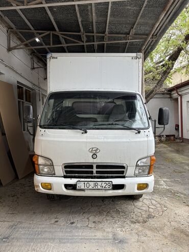su masini: Hyundai HD72, 2004 il, motor 3.9 l, İzoterm, İşlənmiş