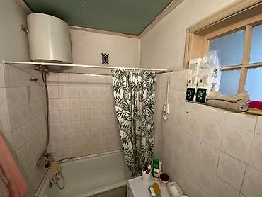 возле дороги: 2 комнаты, 47 м², Азия Молл Сталинка, 1 этаж, Старый ремонт — 9