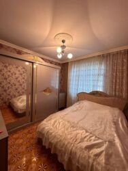 Köhnə tikili: Bakıda 7ci mikrayonda metro ilə 1dəqiqəlik məsafədə yerləşir 5otaqlı — 11