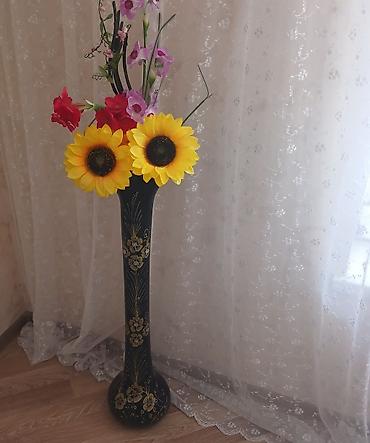 vaza: Bir vaza, Keramika — 1