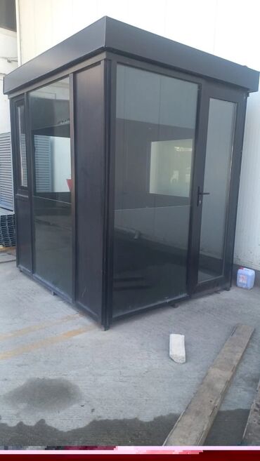 Butkalar, köşklar: MÜHAFİZƏ BUTKALARI. ağ plastik 155X155=890 man qara şüşəli — 10