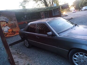 купить мерседес спринтер в европе: Mercedes-Benz W124: 1992 г., 2.3 л, Механика, Бензин, Седан