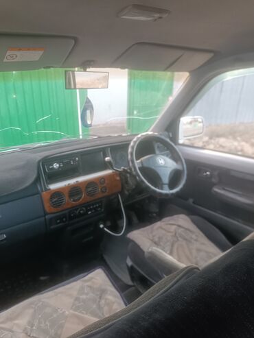 автомобили для инвалидов с ручным управлением: Honda Stepwgn: 2000 г., 2 л, Автомат, Минивэн