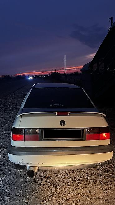 Volkswagen: Volkswagen Vento: 1993 г., 1.8 л, Механика, Бензин, Седан — 9