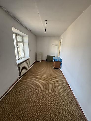 продается квартира филармония: 📍 Село Беловодское, район музыкальной школы 🏢 Продаётся 2-комнатная — 3