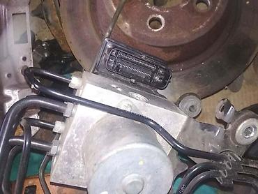 amortizeri: CENTRALA ABS-A SA CEVIMA ZA FORD MONDEO OD 2007. DO 2011. GOD. | — 3