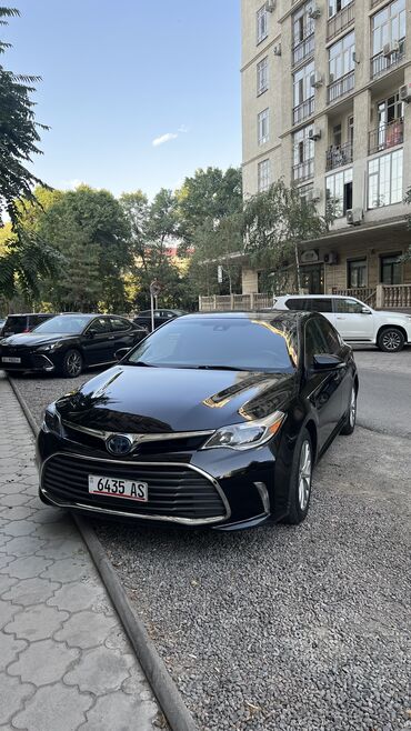 Toyota: Toyota Avalon: 2018 г., 2.5 л, Вариатор, Гибрид, Седан